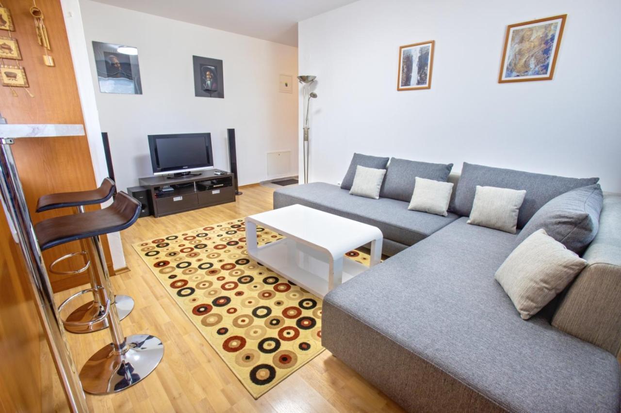 Apartman Hugo Veľký Slavkov エクステリア 写真